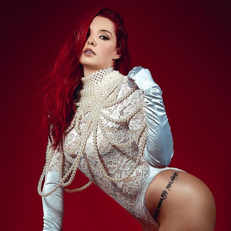 Mari Angeles