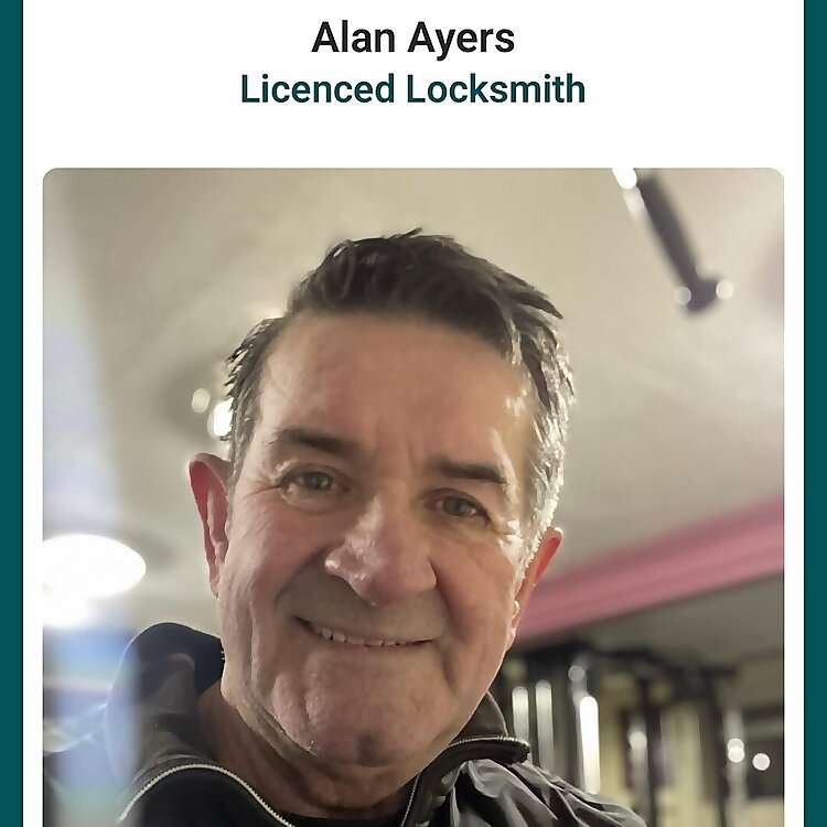 Alan Ayers