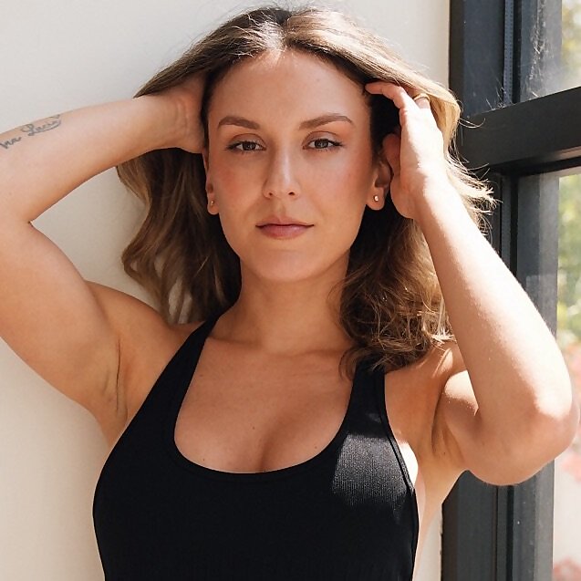 Adriana M Vasquez