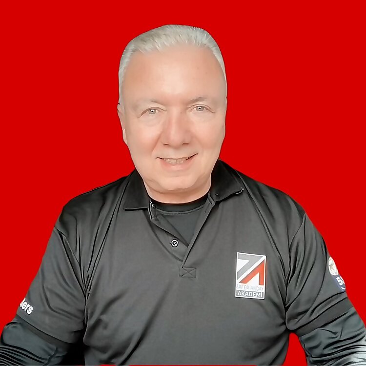 Zafer Akcay