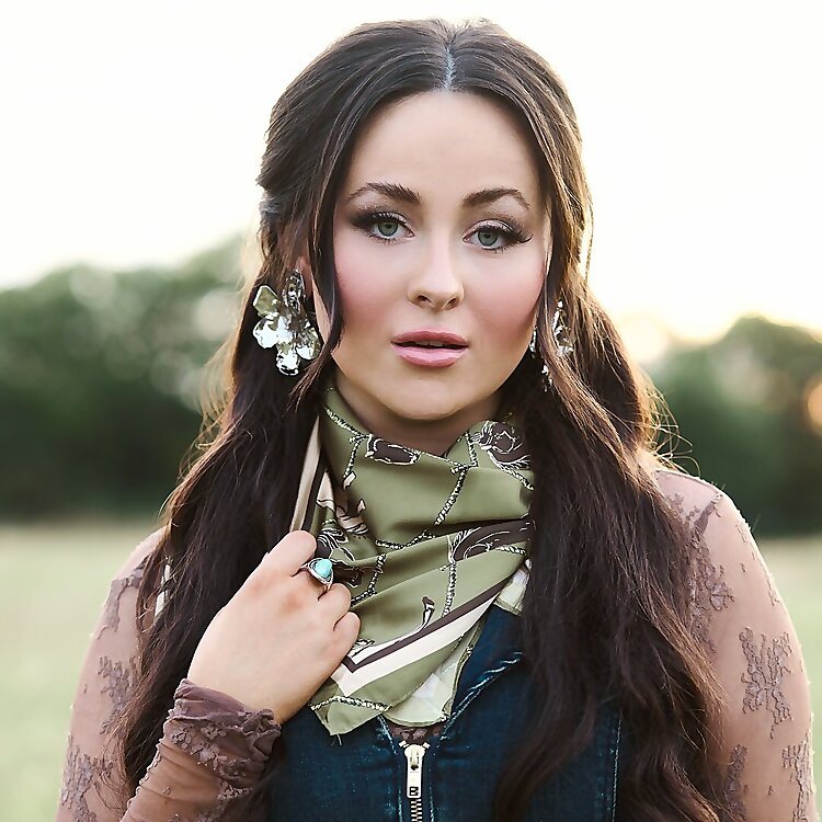 Holly Brand
