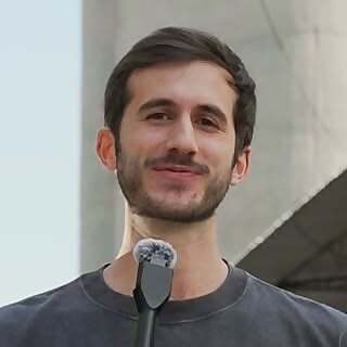 Alex Larracilla