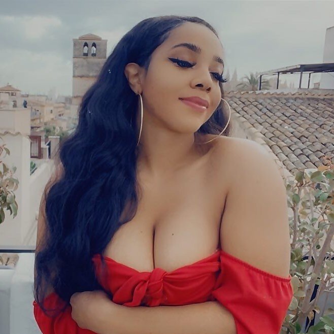 Deesha Nell