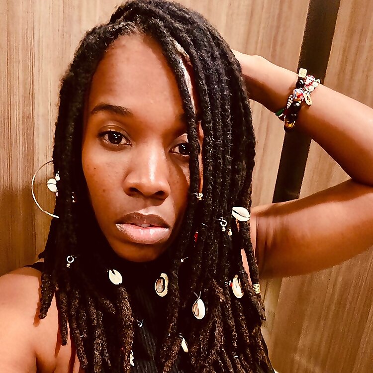Luanda Akosua