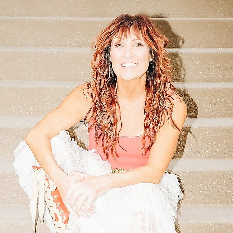 Jo Dee Messina