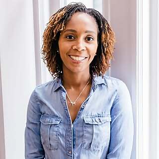 Amina Dearmon