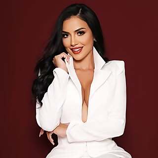 Johanna V. Calderon