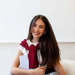 Julia DeMola