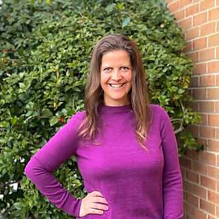 Dr. Katherine Kadin 