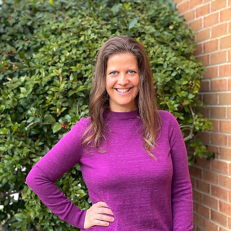 Dr. Katherine Kadin 