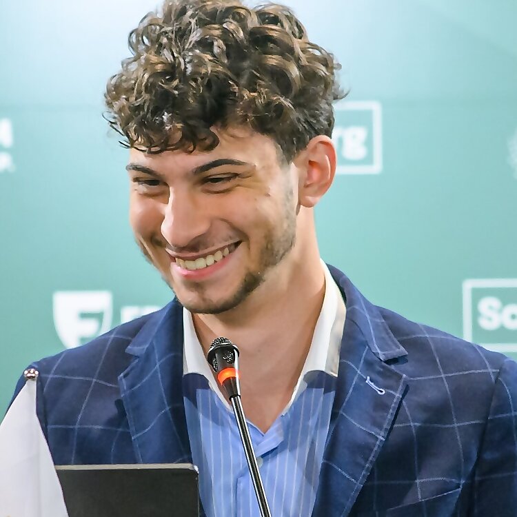 Zachary Saine