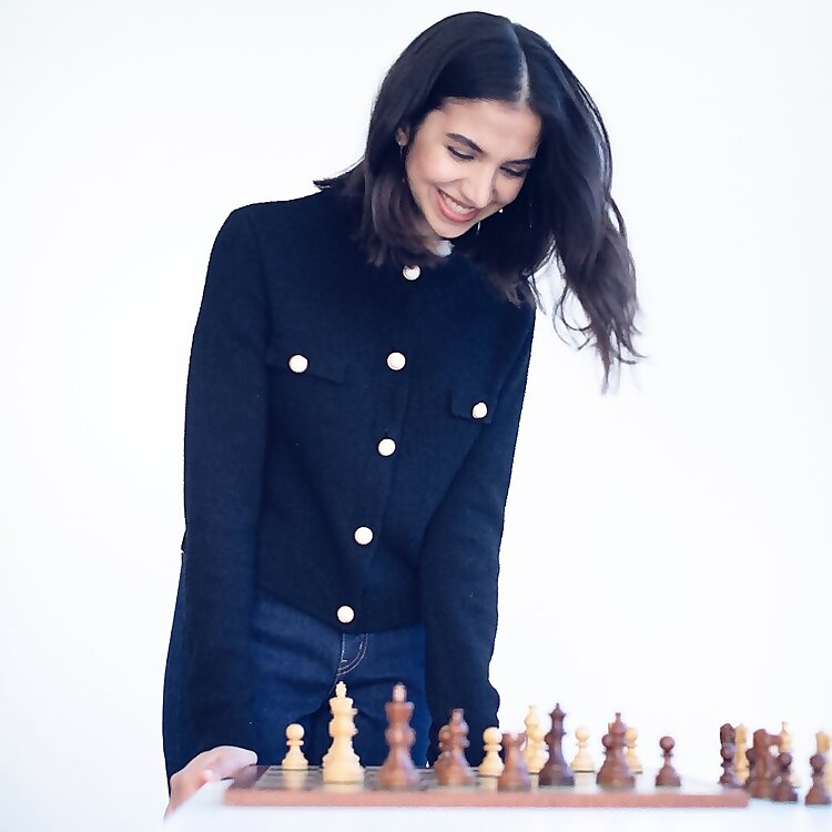 Sara khadem
