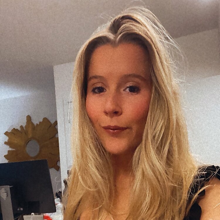 Julianne Griffith