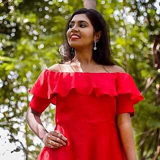Priya 