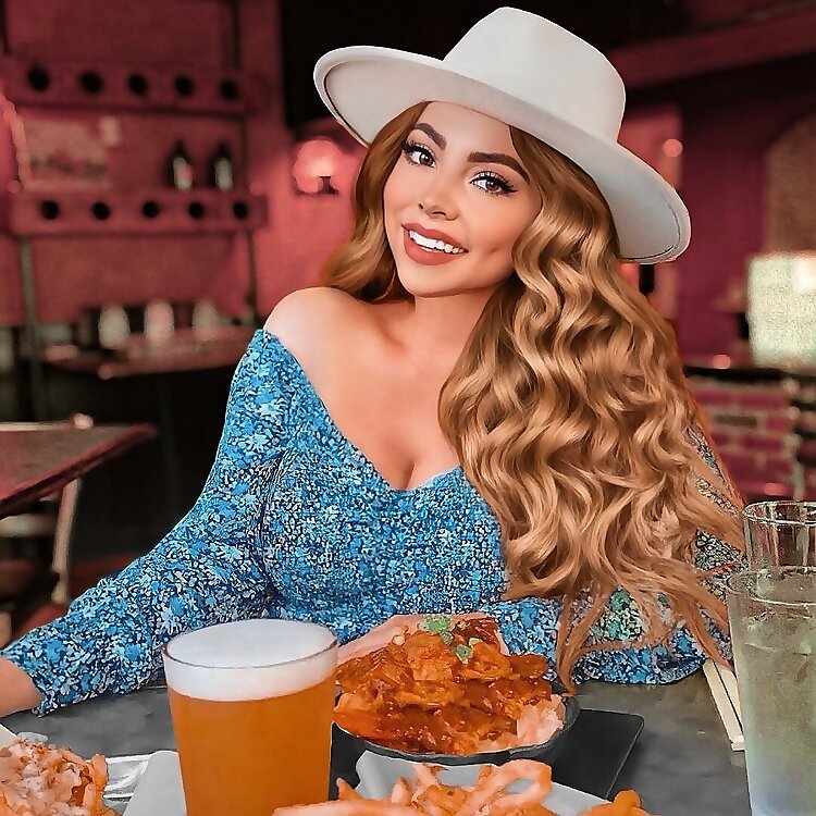 Mikayla 