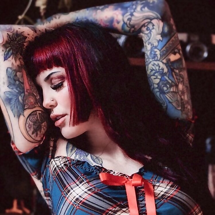 Lady Luna Blu