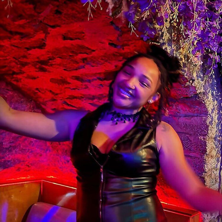 Simone