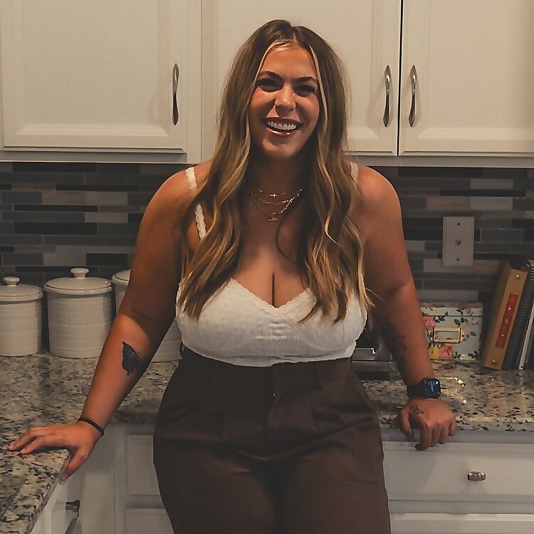 Nicolette Valencia