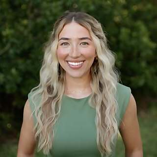 Dr. Laken Babics 