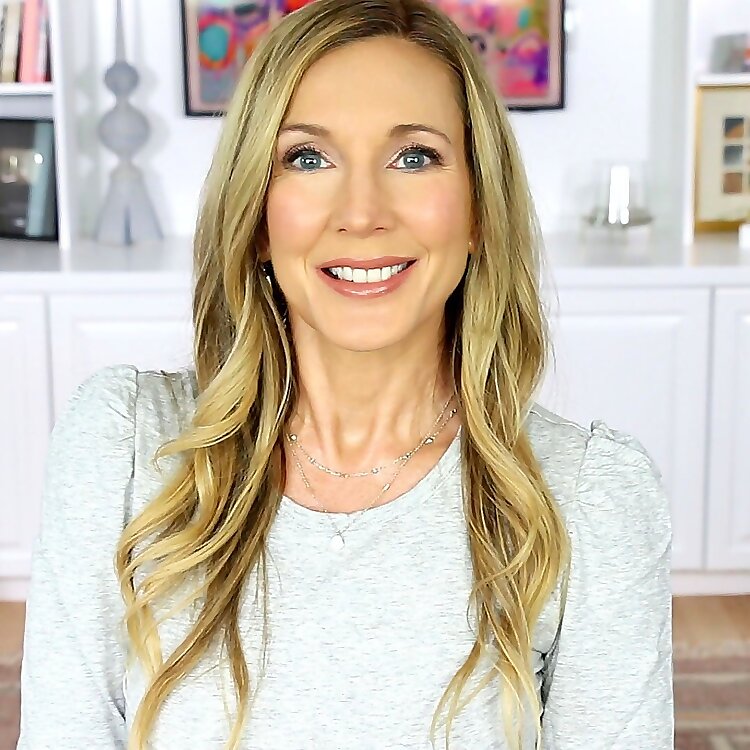 Angie Schmitt