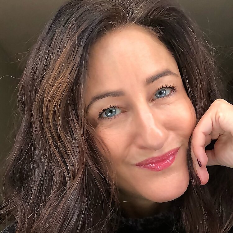 Genevieve Nikolopulos