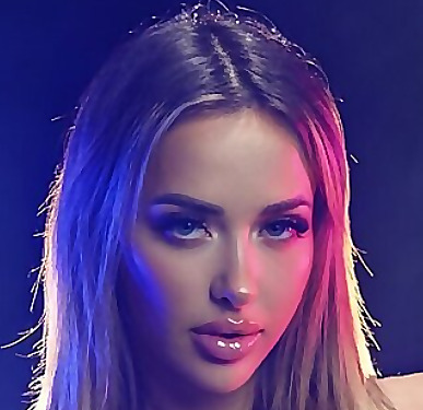 Luna Skye