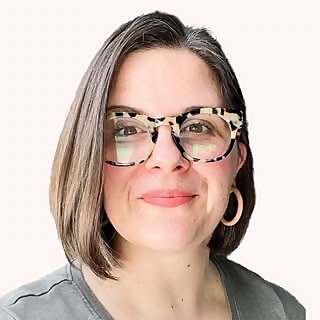 Chrissie Wright