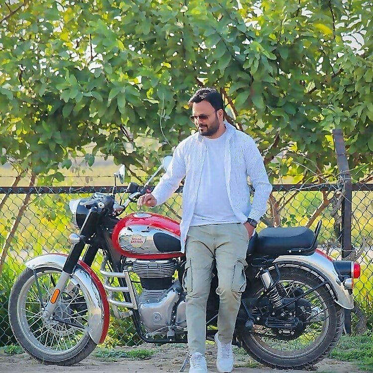 Tarak Saha