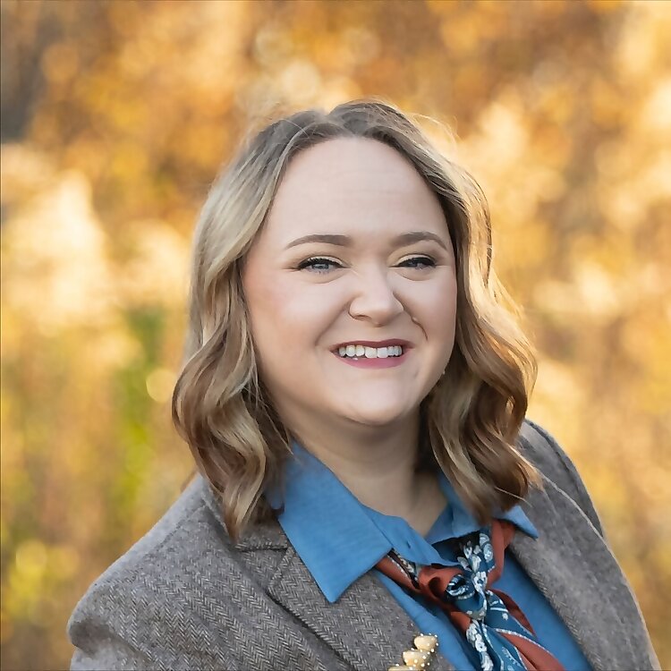 Emma Wulf