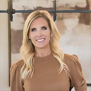 Val McDowell