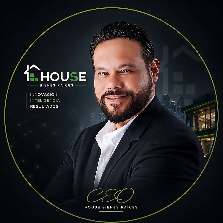 Orlando Paredes