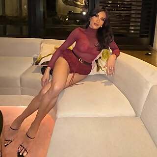 Izzy Erica Duque