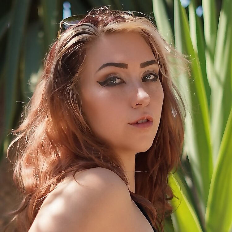 Satiella VIP OF 