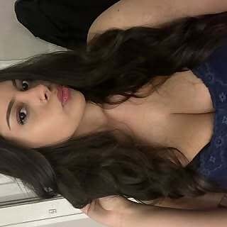 Alexandra Ayala 