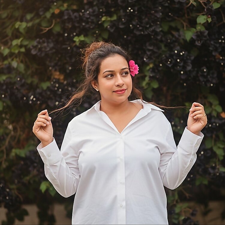 Dewduni Nilakshi