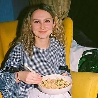 Madeleine Dampier