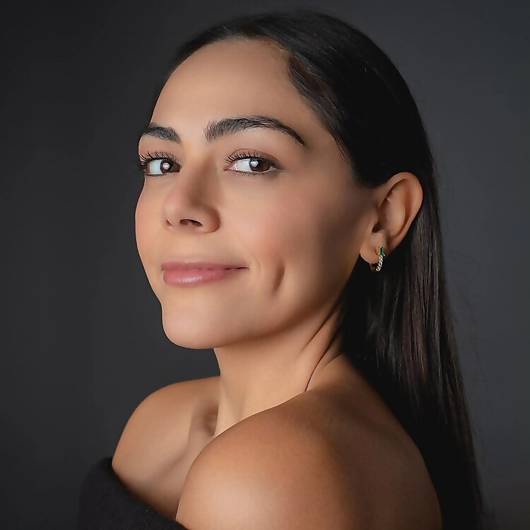 Ana Paulina Caceres