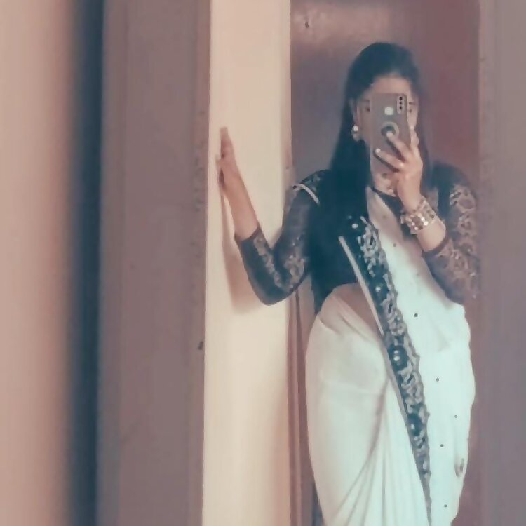 Taniya Khan