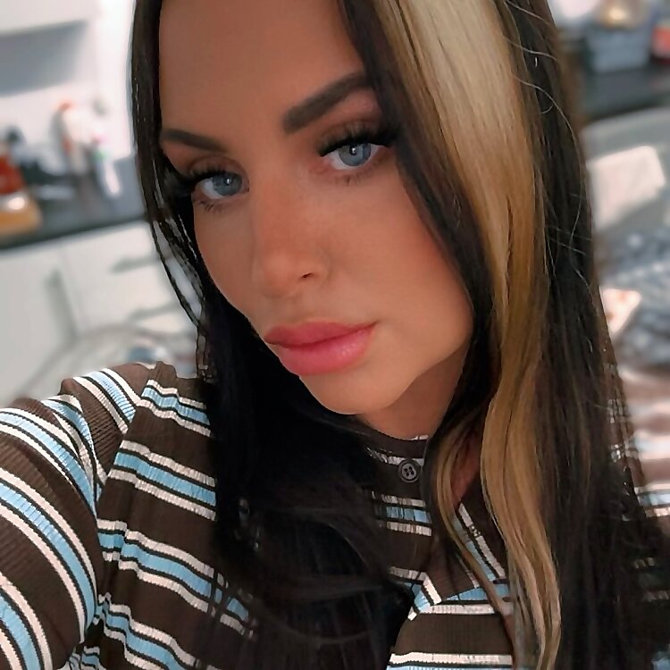 Ria Rose
