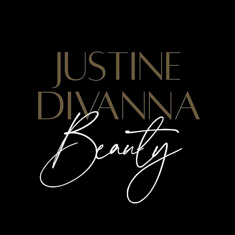 Justine Di Vanna