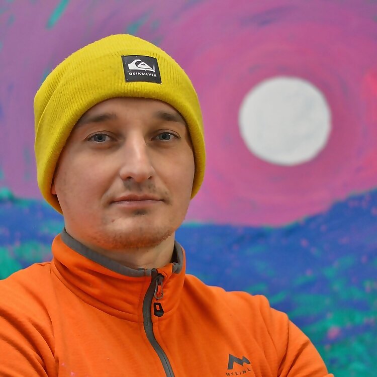  Andrii Kovalyk