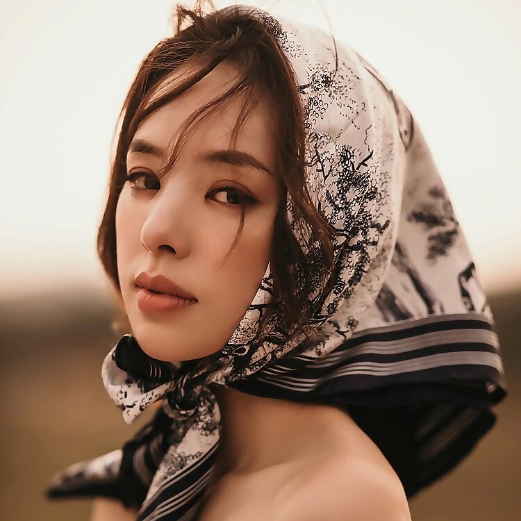 Zoie Tam