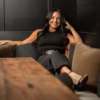 Laura Elizabeth Pfleuger