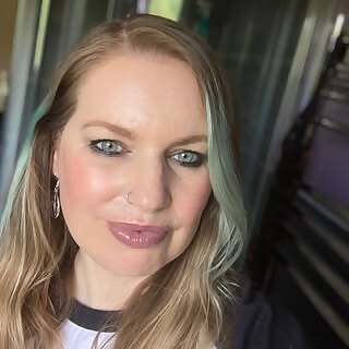 Lisa Mills