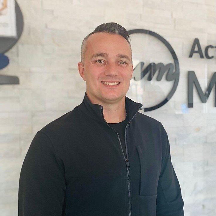 Dr Steven Lester
