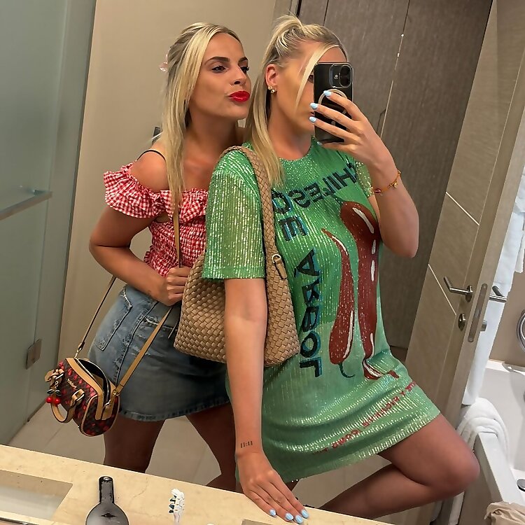 Jasmine & Gemma Jackson
