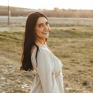 Taylor Ray