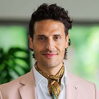 Dr Mathew Leonardi