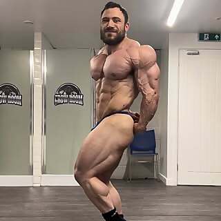 Jordan Gomes