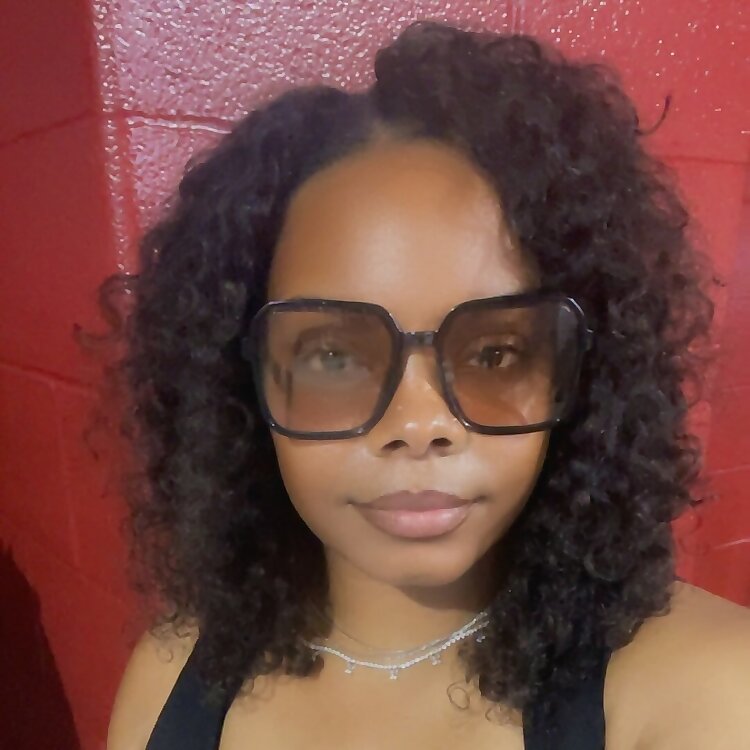 Diondra Lashae 